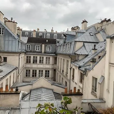 Apartment Marais Favorite Paris